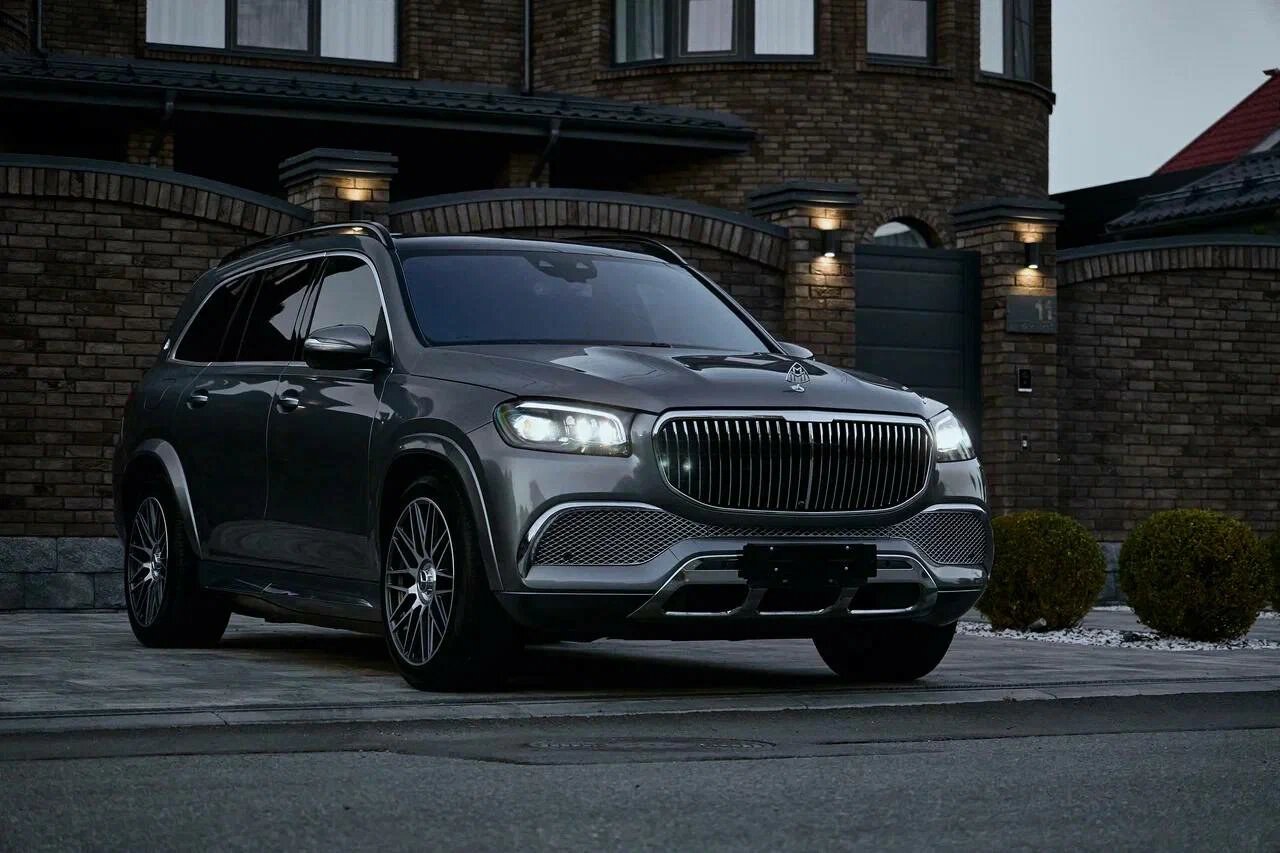 Mercedes GLS450