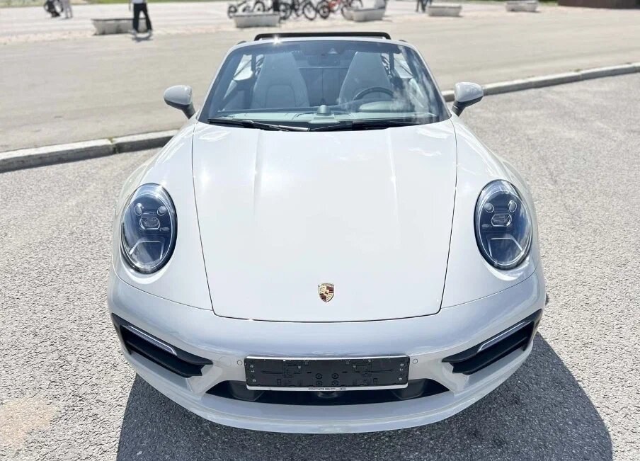 Porsche 911 Carrera Белый