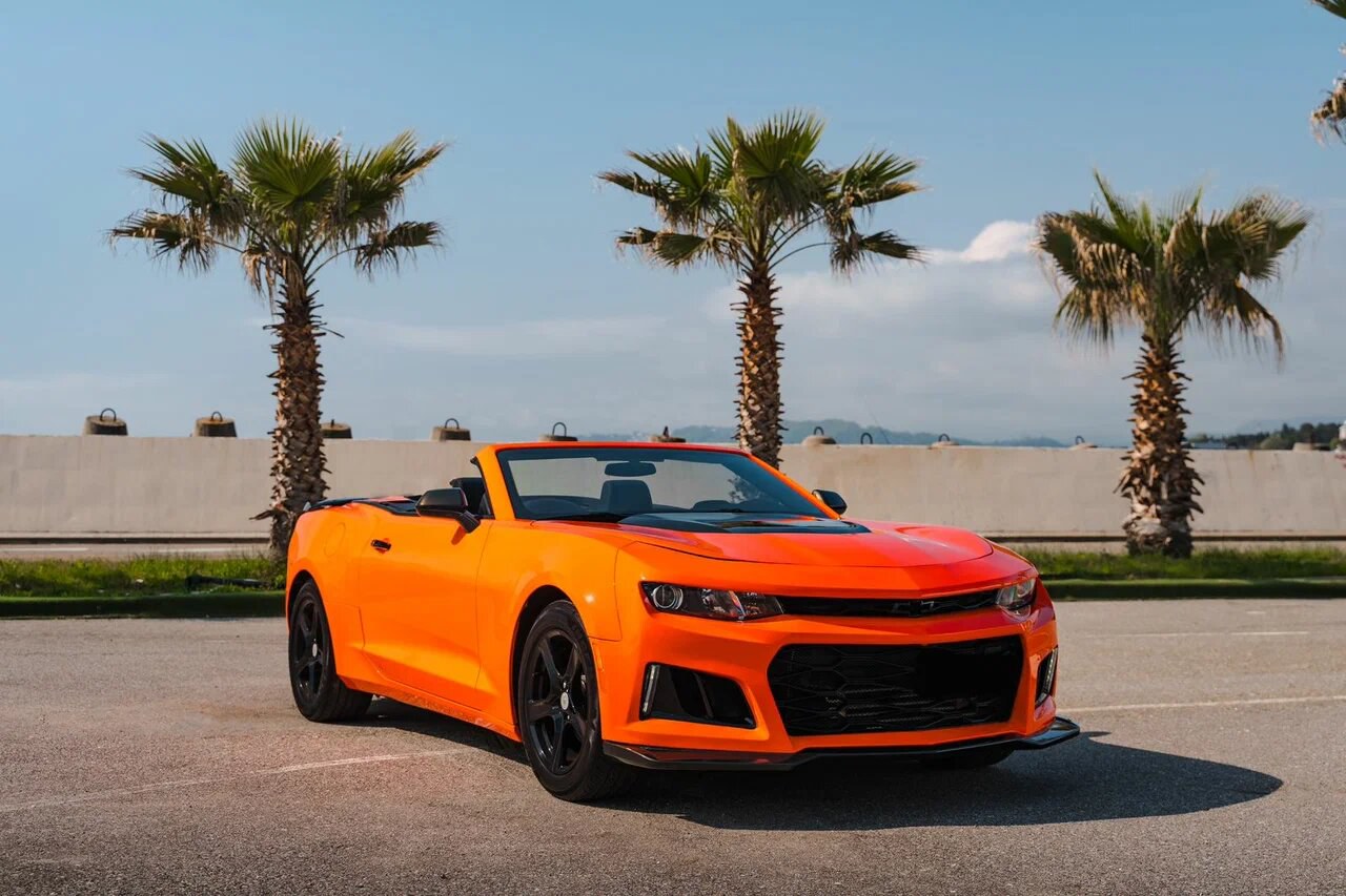 Chevrolet Camaro Оранжевый